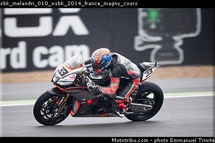 sbk_melandri_010_wsbk_2014_france_magny_cours.jpg