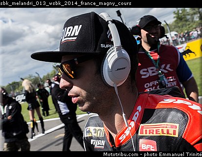 sbk_melandri_013_wsbk_2014_france_magny_cours.jpg