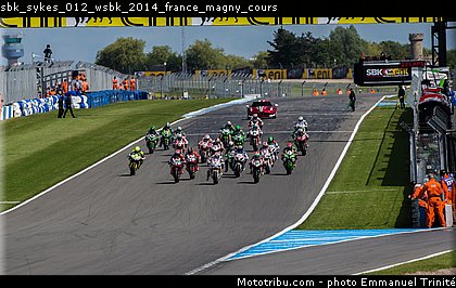 sbk_sykes_012_wsbk_2014_france_magny_cours.jpg