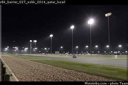 sbk_barrier_027_wsbk_2014_qatar_losail.jpg