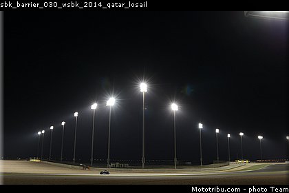sbk_barrier_030_wsbk_2014_qatar_losail.jpg
