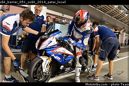 sbk_barrier_051_wsbk_2014_qatar_losail.jpg