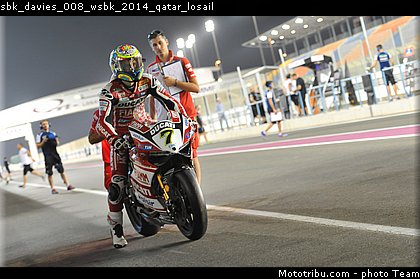 sbk_davies_008_wsbk_2014_qatar_losail.jpg