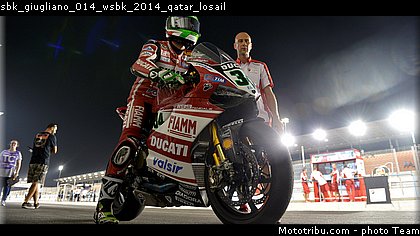 sbk_giugliano_014_wsbk_2014_qatar_losail.jpg
