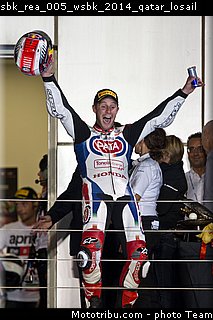 sbk_rea_005_wsbk_2014_qatar_losail.jpg