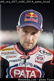 sbk_rea_007_wsbk_2014_qatar_losail.jpg