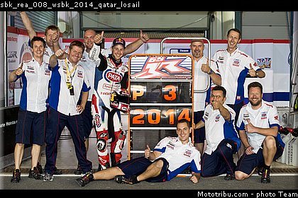sbk_rea_008_wsbk_2014_qatar_losail.jpg