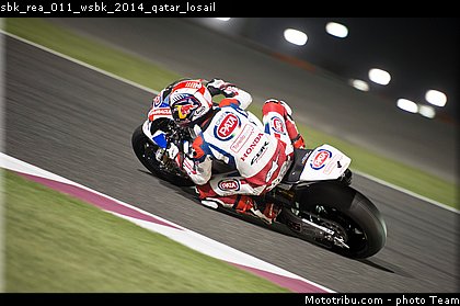 sbk_rea_011_wsbk_2014_qatar_losail.jpg