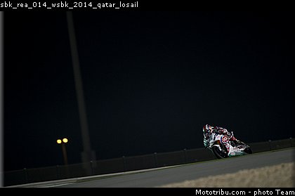sbk_rea_014_wsbk_2014_qatar_losail.jpg