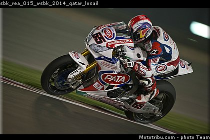 sbk_rea_015_wsbk_2014_qatar_losail.jpg