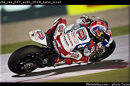 sbk_rea_017_wsbk_2014_qatar_losail.jpg