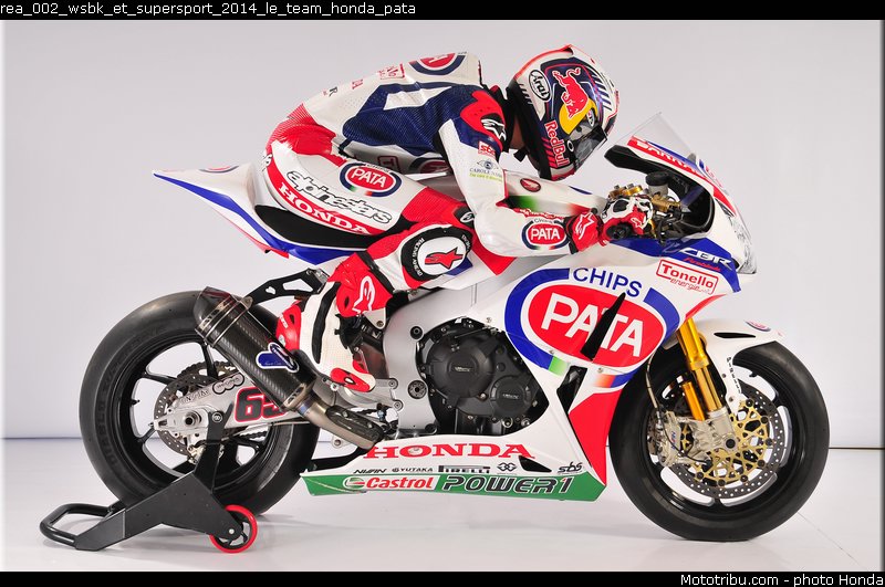 rea_002_wsbk_et_supersport_2014_le_team_honda_pata