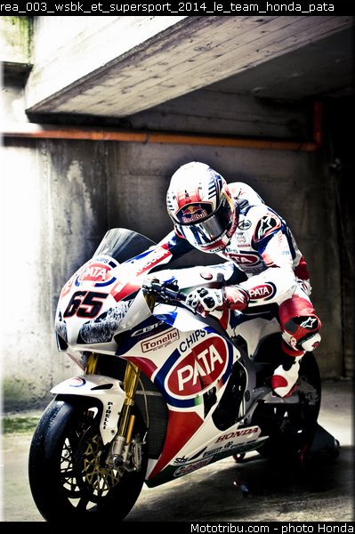 rea_003_wsbk_et_supersport_2014_le_team_honda_pata