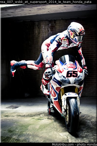 rea_007_wsbk_et_supersport_2014_le_team_honda_pata