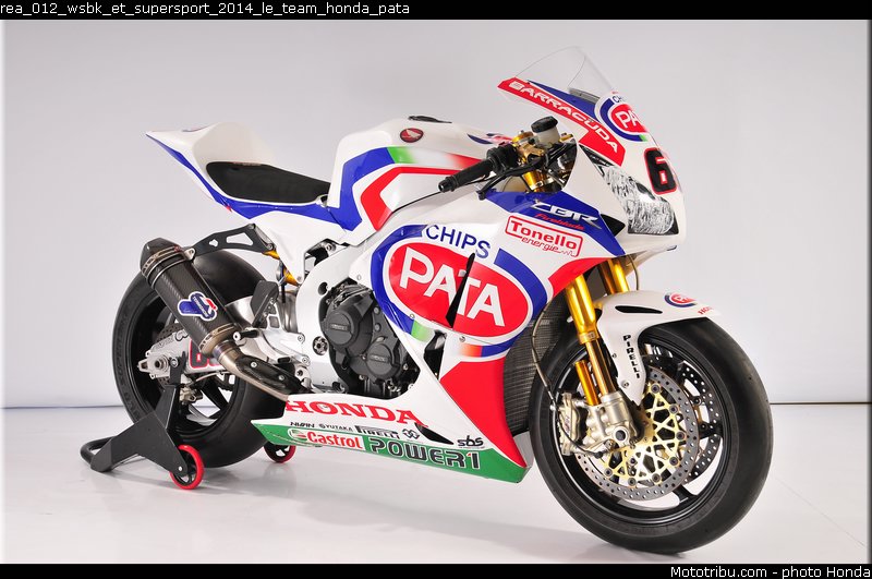 rea_012_wsbk_et_supersport_2014_le_team_honda_pata