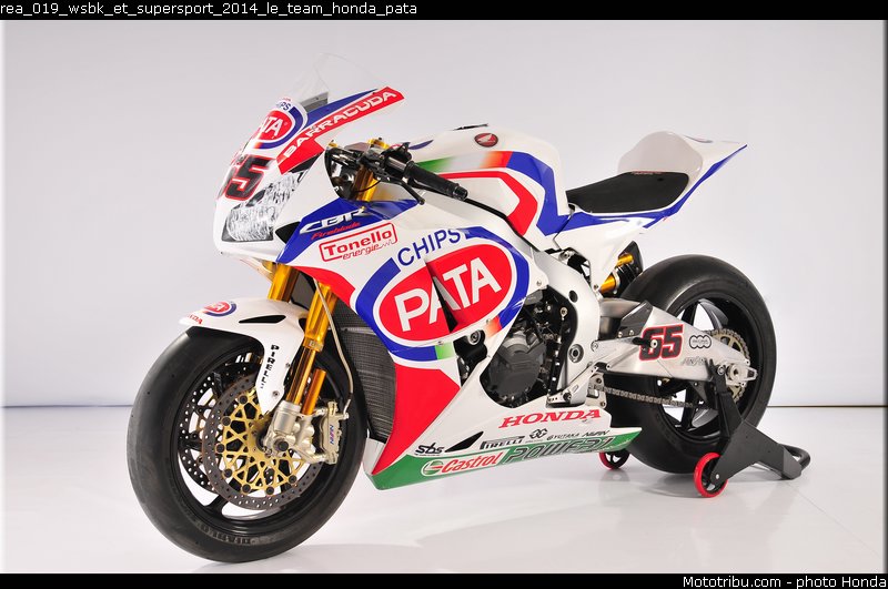 rea_019_wsbk_et_supersport_2014_le_team_honda_pata