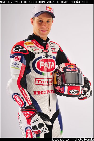 rea_027_wsbk_et_supersport_2014_le_team_honda_pata