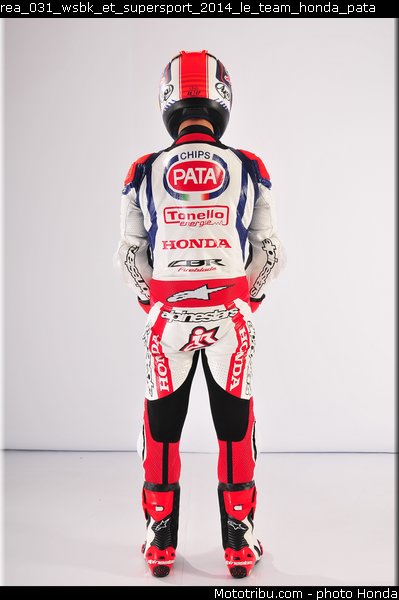 rea_031_wsbk_et_supersport_2014_le_team_honda_pata