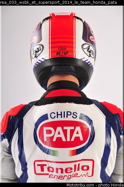 rea_033_wsbk_et_supersport_2014_le_team_honda_pata
