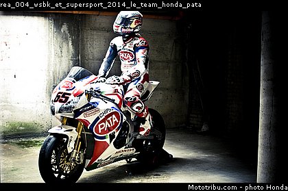rea_004_wsbk_et_supersport_2014_le_team_honda_pata.jpg