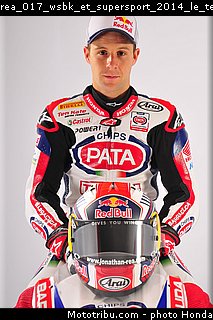 rea_017_wsbk_et_supersport_2014_le_team_honda_pata.jpg