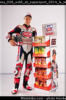 rea_038_wsbk_et_supersport_2014_le_team_honda_pata.jpg