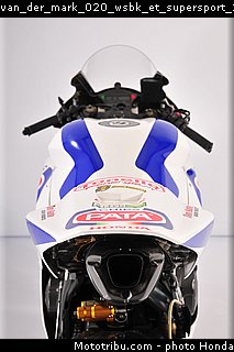 van_der_mark_020_wsbk_et_supersport_2014_le_team_honda_pata.jpg