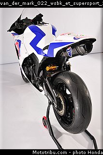 van_der_mark_022_wsbk_et_supersport_2014_le_team_honda_pata.jpg