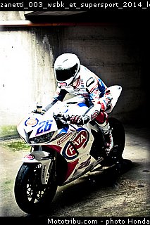 zanetti_003_wsbk_et_supersport_2014_le_team_honda_pata.jpg