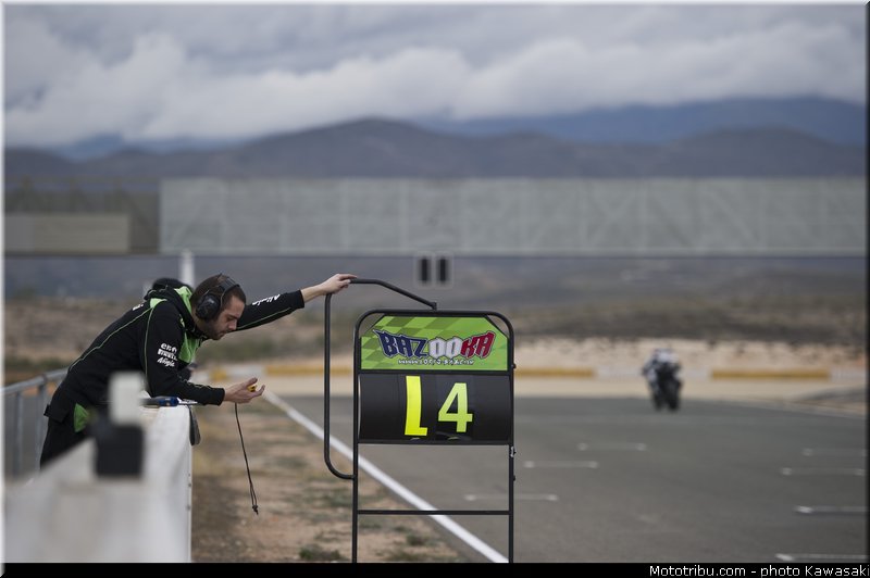 baz_02_wsbk_2014_team_kawasaki
