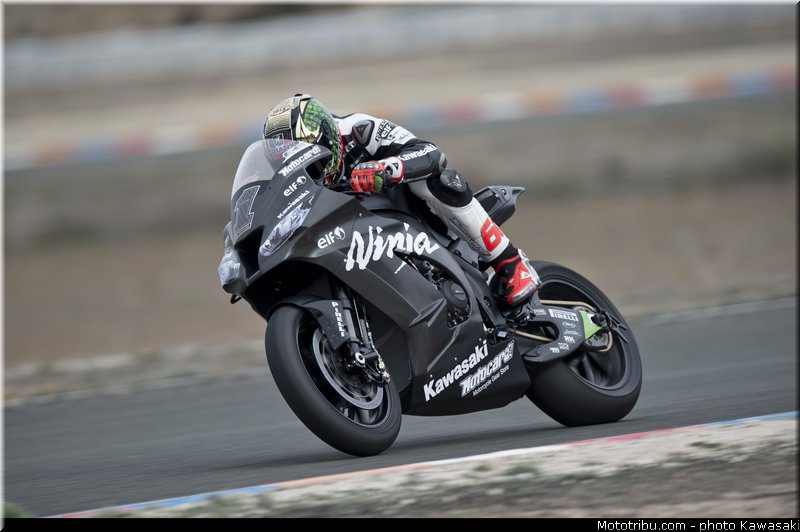 sykes_20_wsbk_2014_team_kawasaki