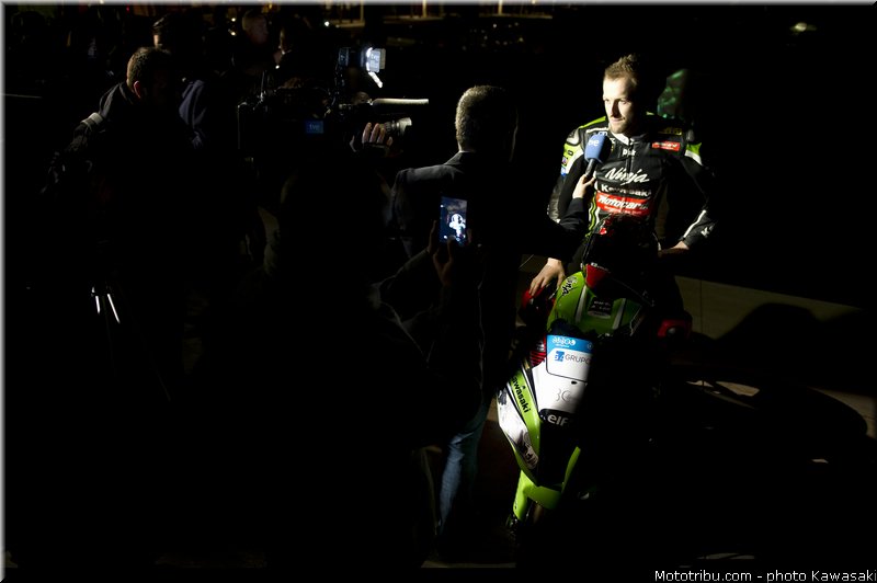 sykes_29_wsbk_2014_team_kawasaki