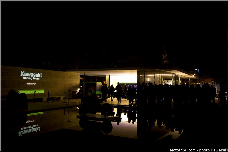 team_launch_05_wsbk_2014_team_kawasaki