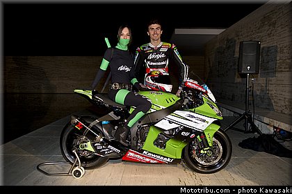 baz_20_wsbk_2014_team_kawasaki.jpg