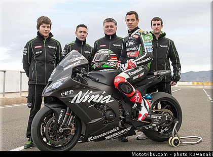 salom_13_wsbk_2014_team_kawasaki.jpg