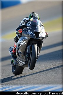 sykes_01_wsbk_2014_team_kawasaki.jpg