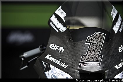 sykes_07_wsbk_2014_team_kawasaki.jpg