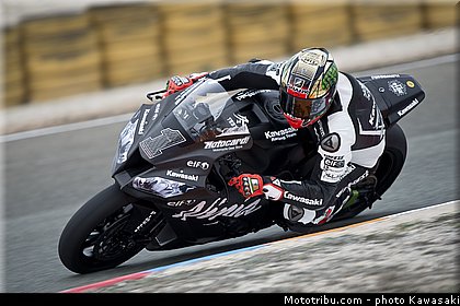 sykes_19_wsbk_2014_team_kawasaki.jpg