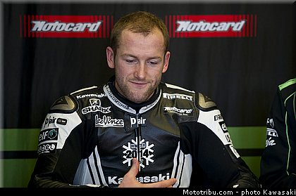 sykes_22_wsbk_2014_team_kawasaki.jpg