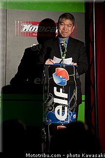 team_launch_20_wsbk_2014_team_kawasaki.jpg
