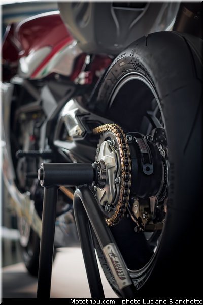 team_mv_agusta_reparto_corse_yakhnich_motorsport_wsbk_supersport_2014_010