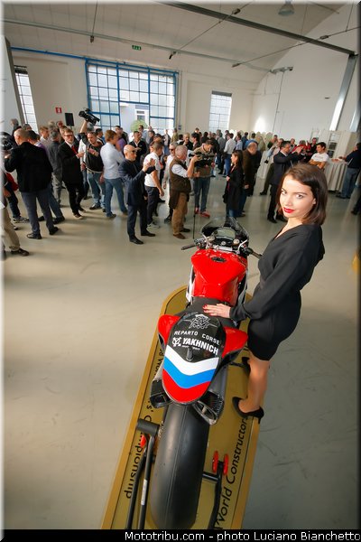 team_mv_agusta_reparto_corse_yakhnich_motorsport_wsbk_supersport_2014_026