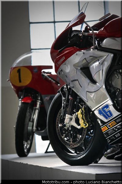 team_mv_agusta_reparto_corse_yakhnich_motorsport_wsbk_supersport_2014_034