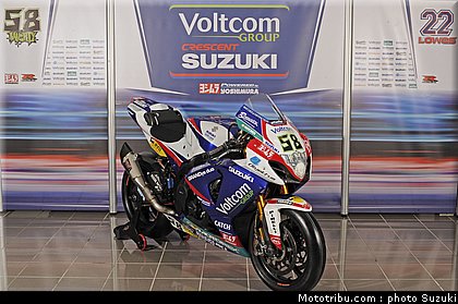 laverty_m_04_wsbk_2014_team_suzuki.jpg