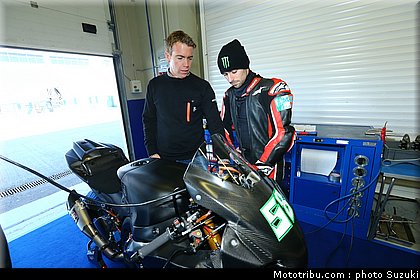 laverty_m_21_wsbk_2014_team_suzuki.jpg