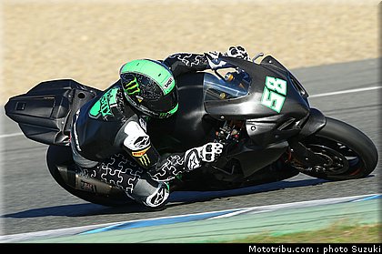 laverty_m_26_wsbk_2014_team_suzuki.jpg