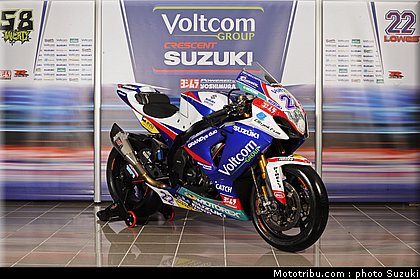 lowes_a_09_wsbk_2014_team_suzuki.jpg