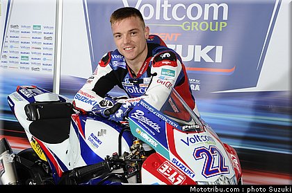 lowes_a_13_wsbk_2014_team_suzuki.jpg