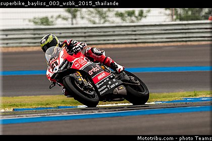 superbike_bayliss_003_wsbk_2015_thailande.jpg