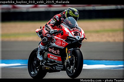 superbike_bayliss_010_wsbk_2015_thailande.jpg